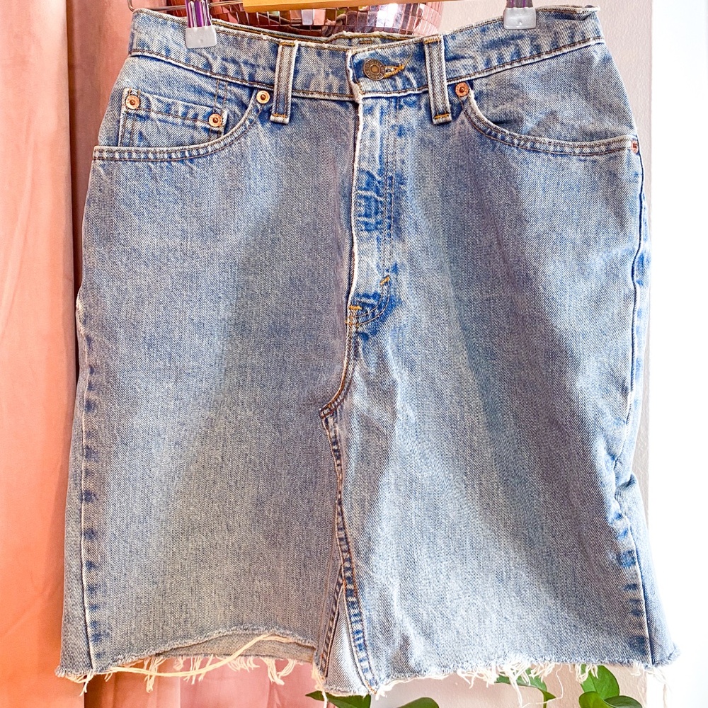 Levi's Retro Jean Skirt 512 Slim Fit Tapered (9 Short)